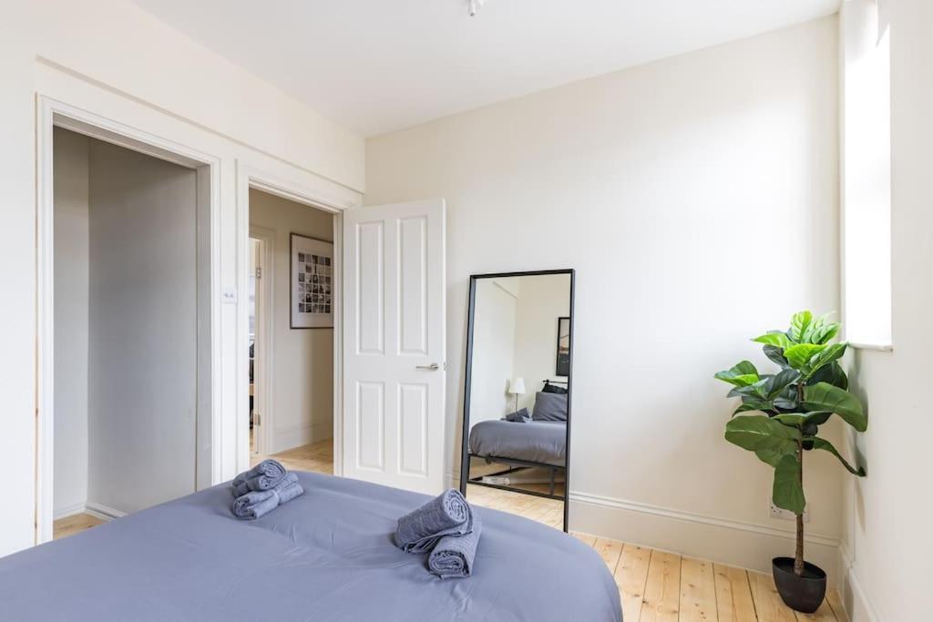 4 Bed Penthouse In Shoreditch * Londra